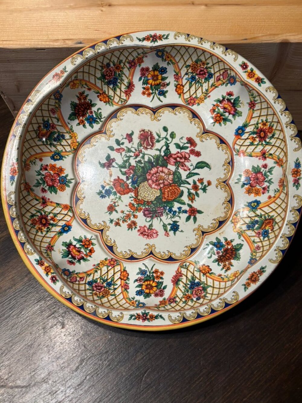 Vintage 1971 Daher Decorated Ware Floral Tin Bowl - Made in England